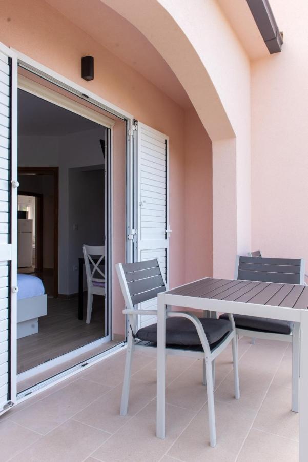 Charming Apartments Duce Omiš Extérieur photo